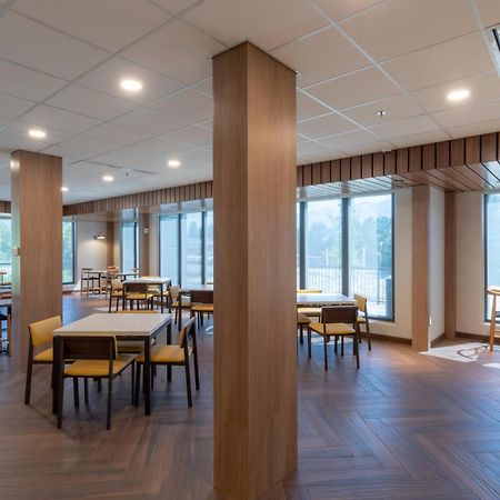 Fairfield By Marriott Inn & Suites Ревелсток Екстер'єр фото