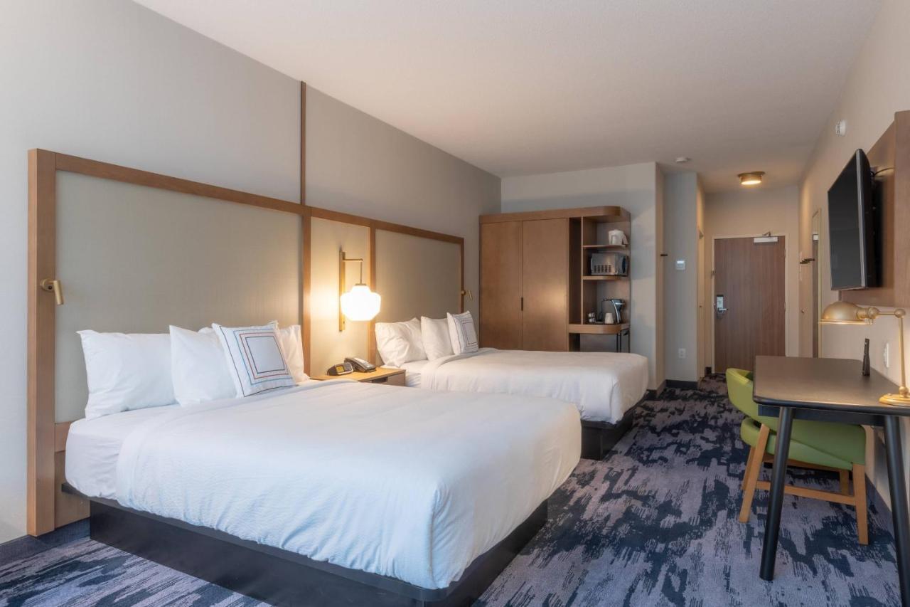 Fairfield By Marriott Inn & Suites Ревелсток Екстер'єр фото