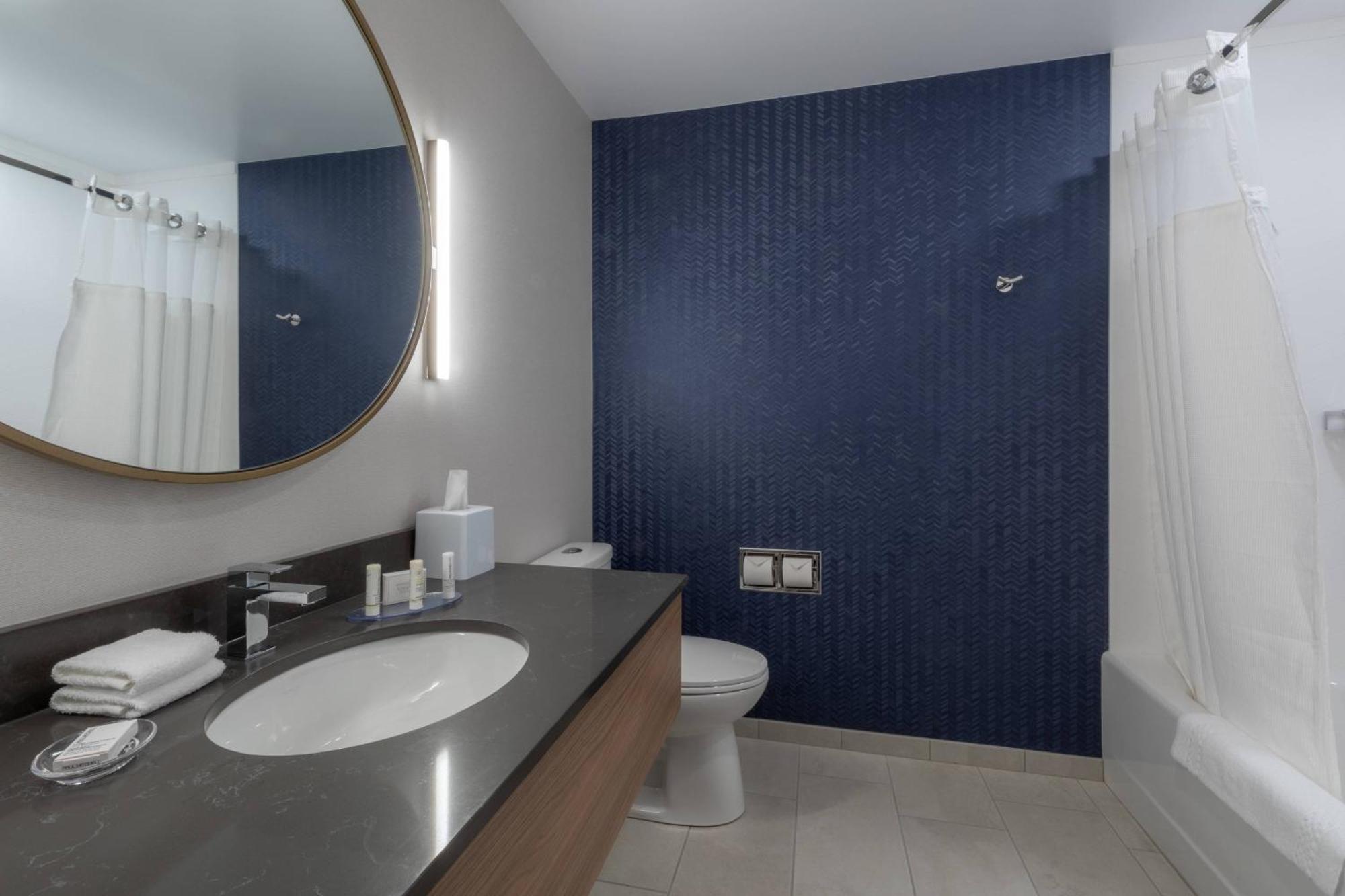 Fairfield By Marriott Inn & Suites Ревелсток Екстер'єр фото