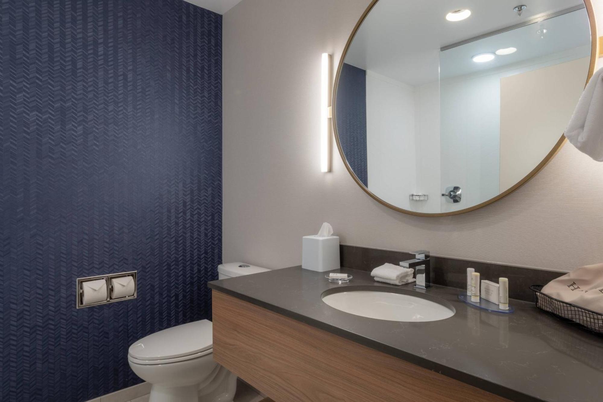 Fairfield By Marriott Inn & Suites Ревелсток Екстер'єр фото