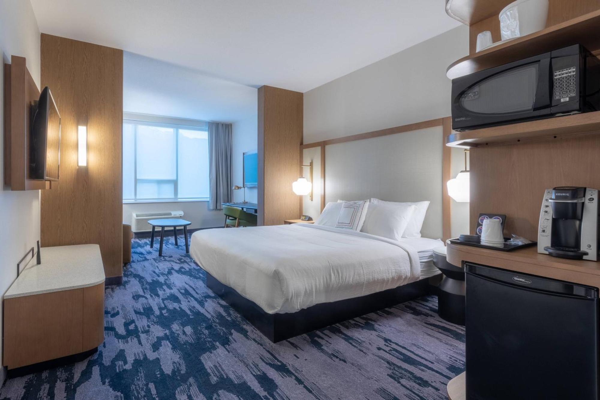 Fairfield By Marriott Inn & Suites Ревелсток Екстер'єр фото