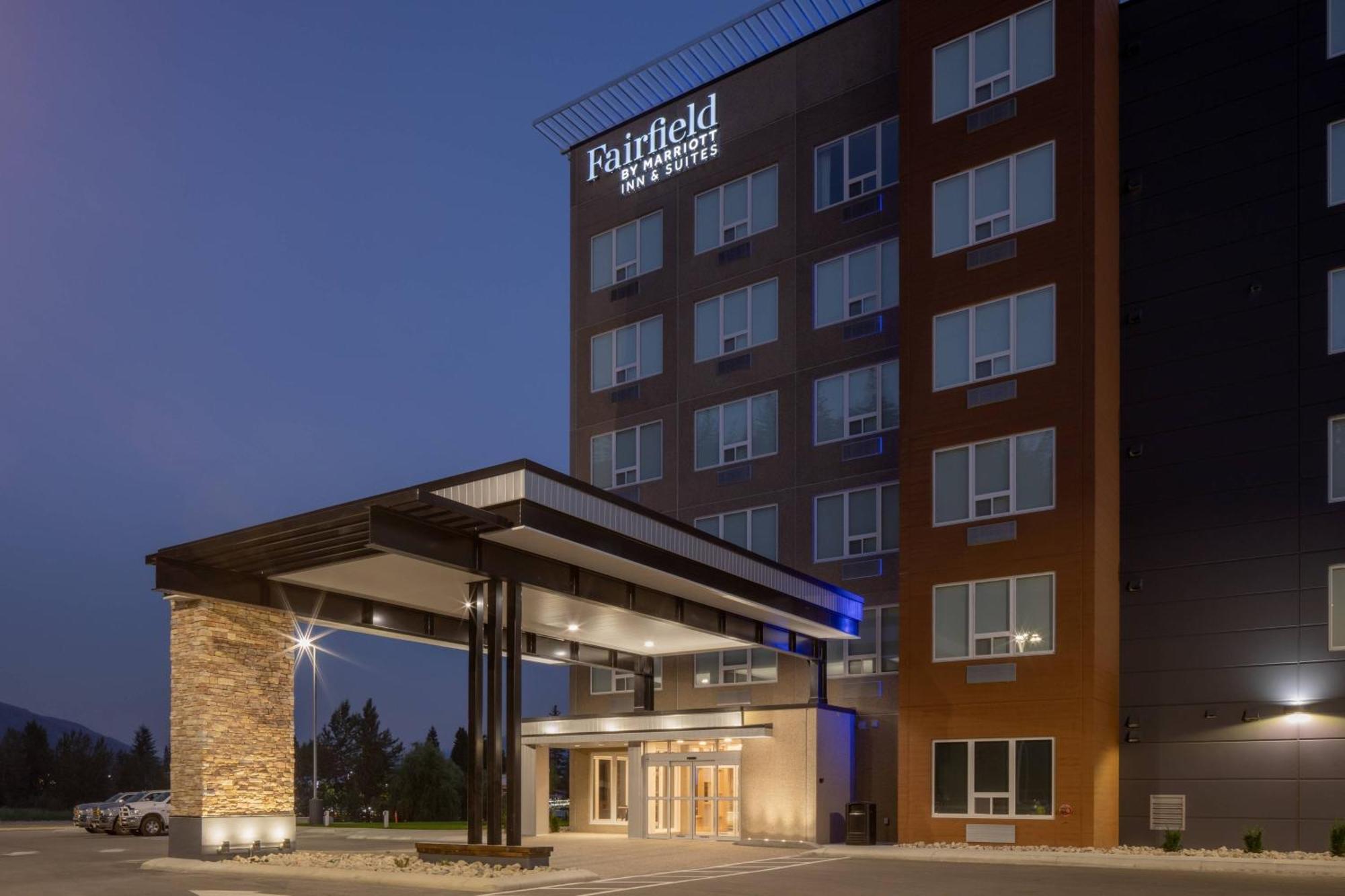 Fairfield By Marriott Inn & Suites Ревелсток Екстер'єр фото